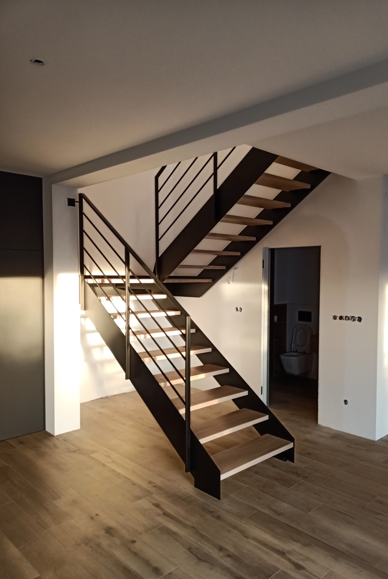 Schody Policzkowe Nowoczesne Schody I Balustrady Stal Tech Krak w Schody Policzkowe Nowoczesne Schody I Balustrady Stal Tech Krak w